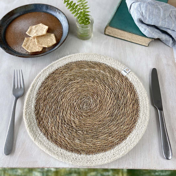 Respiin Seagrass & Jute Tablemats - Set of 6