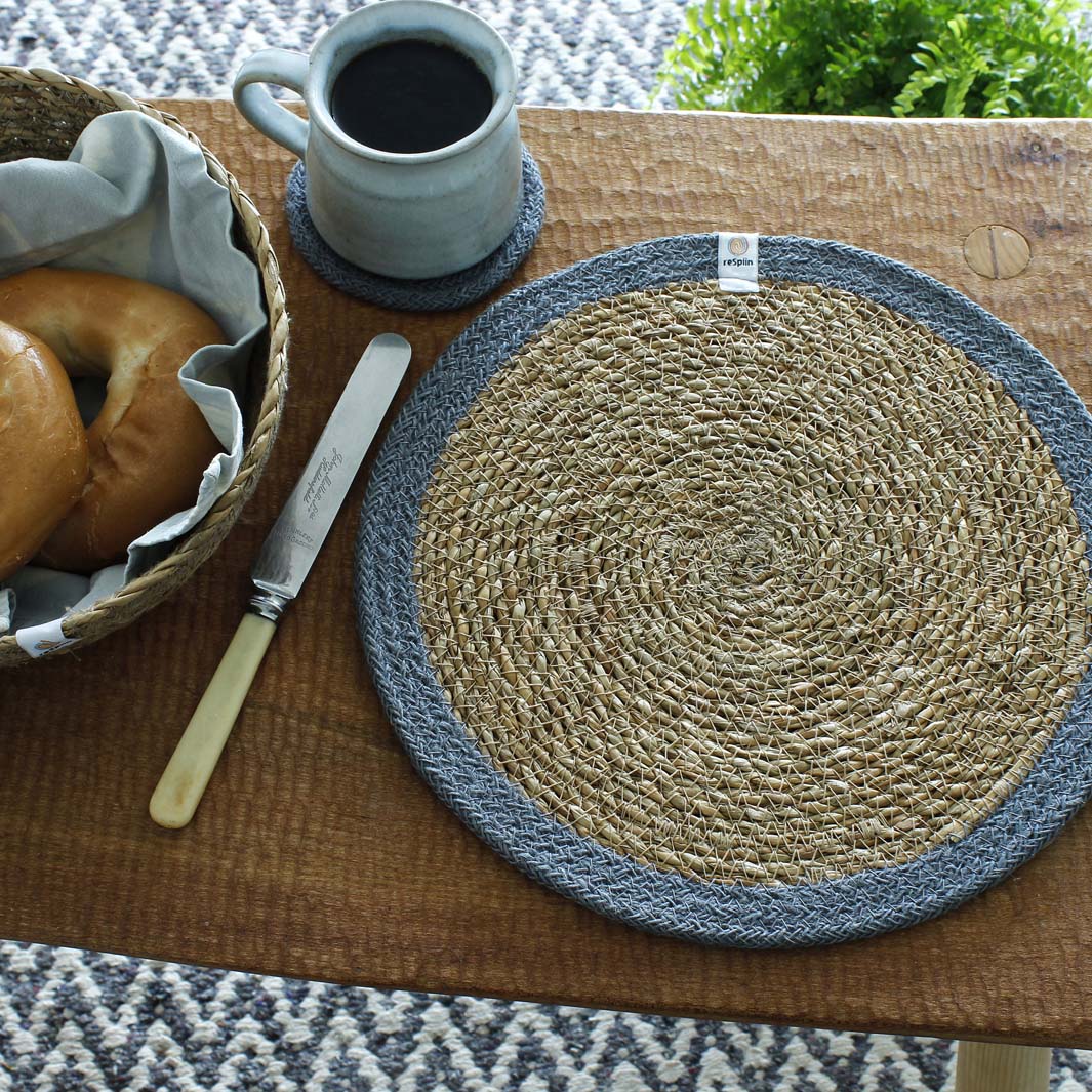Respiin Seagrass & Jute Tablemats - Set of 6