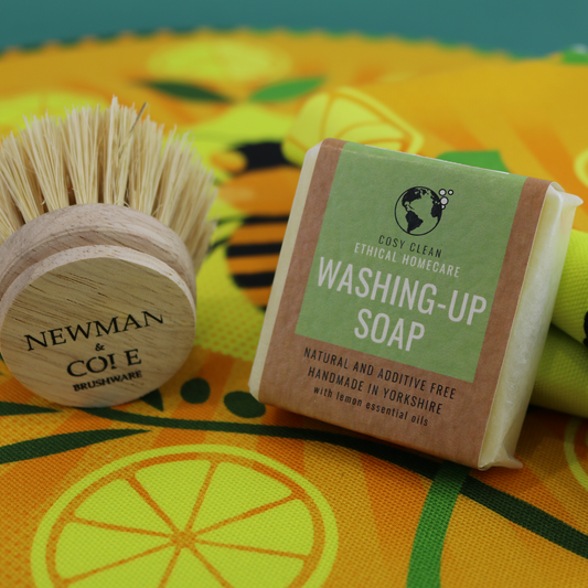 Washing Up Dish Soap with Lemon Essential Oil